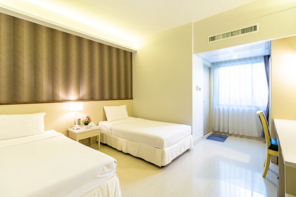 Viva Hotel Songkhla 19/66