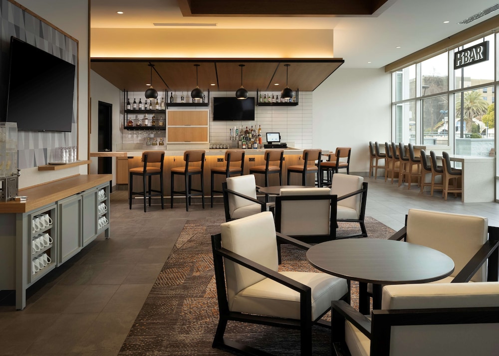 Hyatt House San Jose Airport 24/41