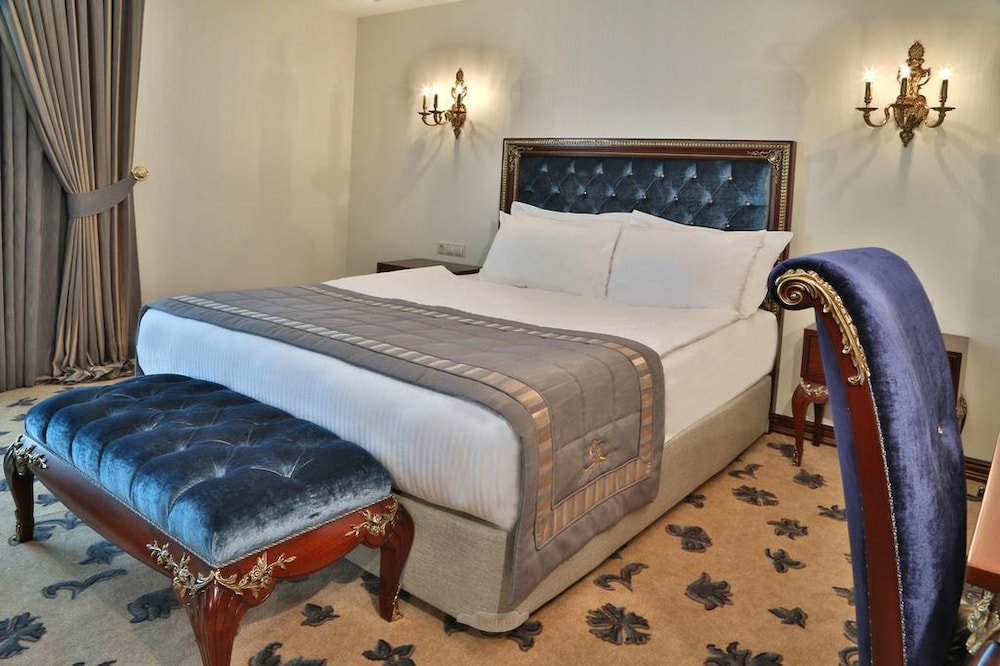 Cassiel Hotel 25/45