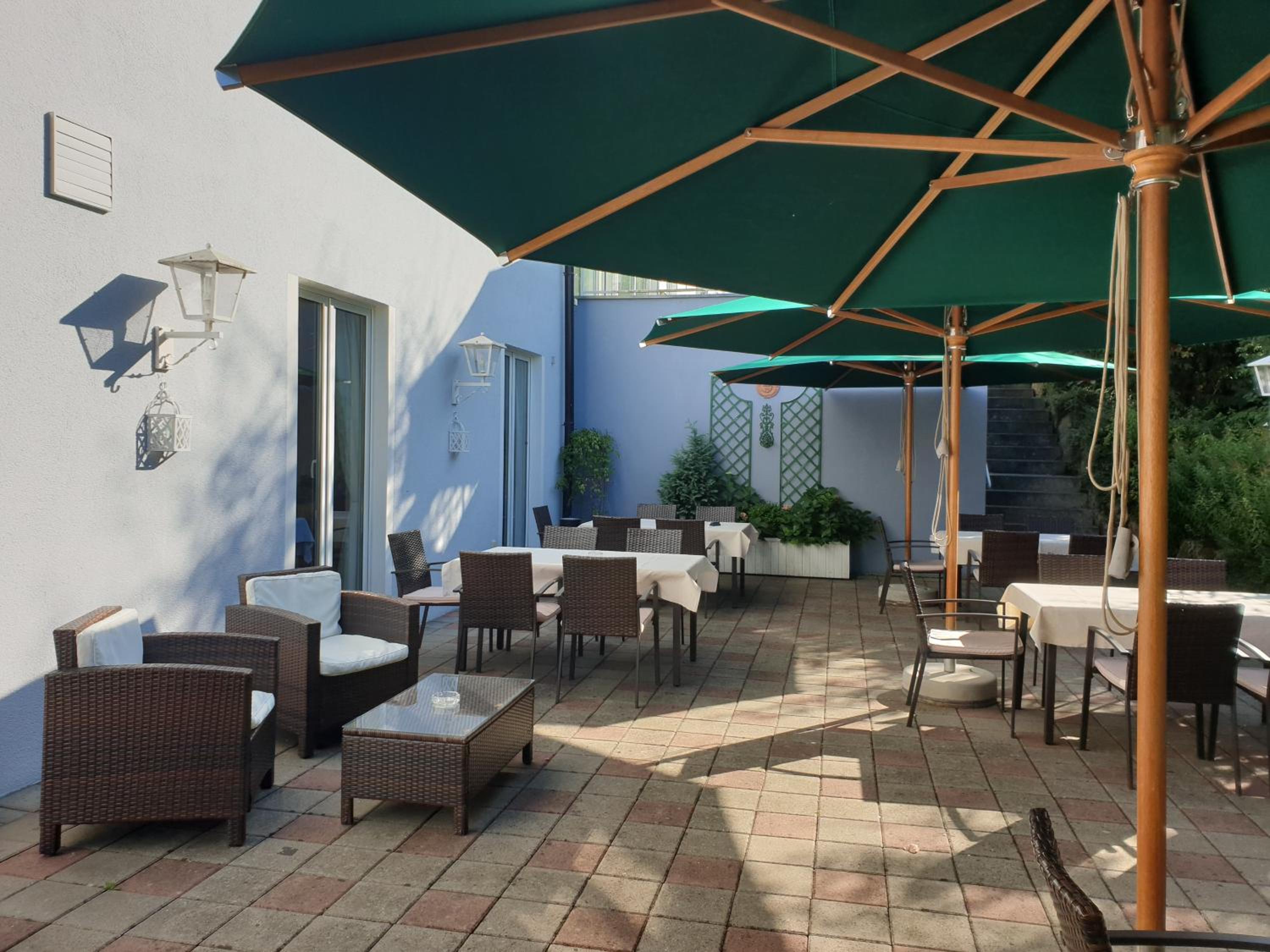 Altmuhlberg Hotel & Restaurant 8/15