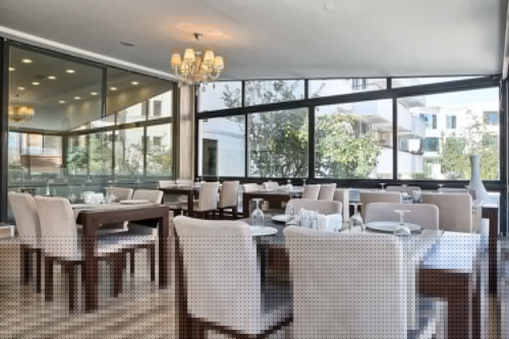 City Hotel Residence 30/42