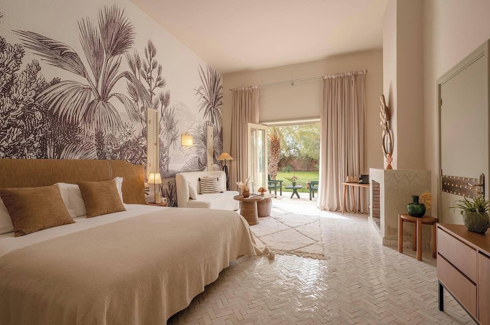 Domaine des Remparts Hotel and Spa 16/60