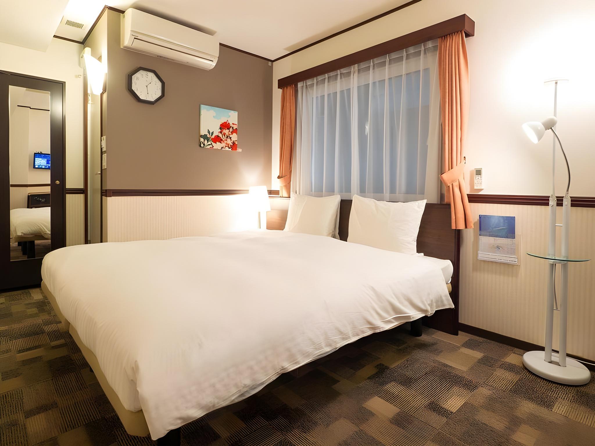 Premium, Double Bed, Smoking