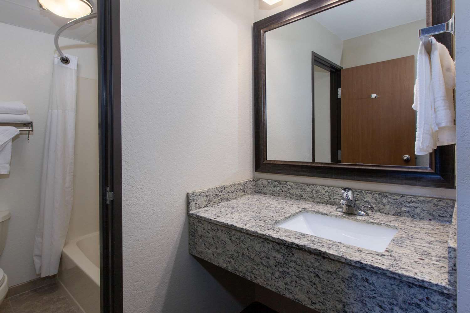 Americinn By Wyndham Iron River 25/25