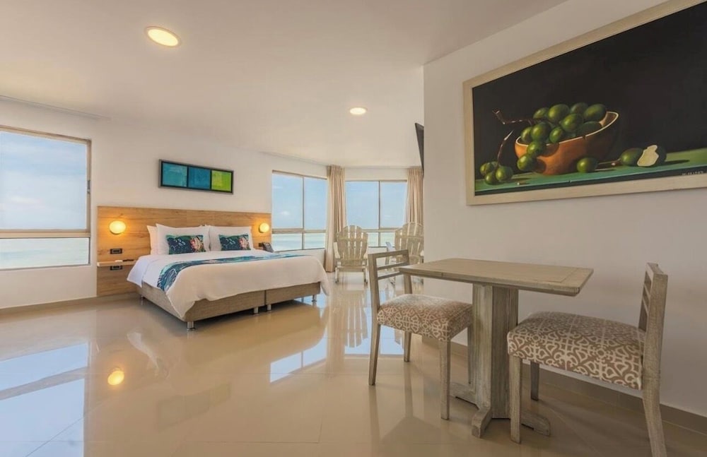 Hotel Regatta Cartagena 18/50