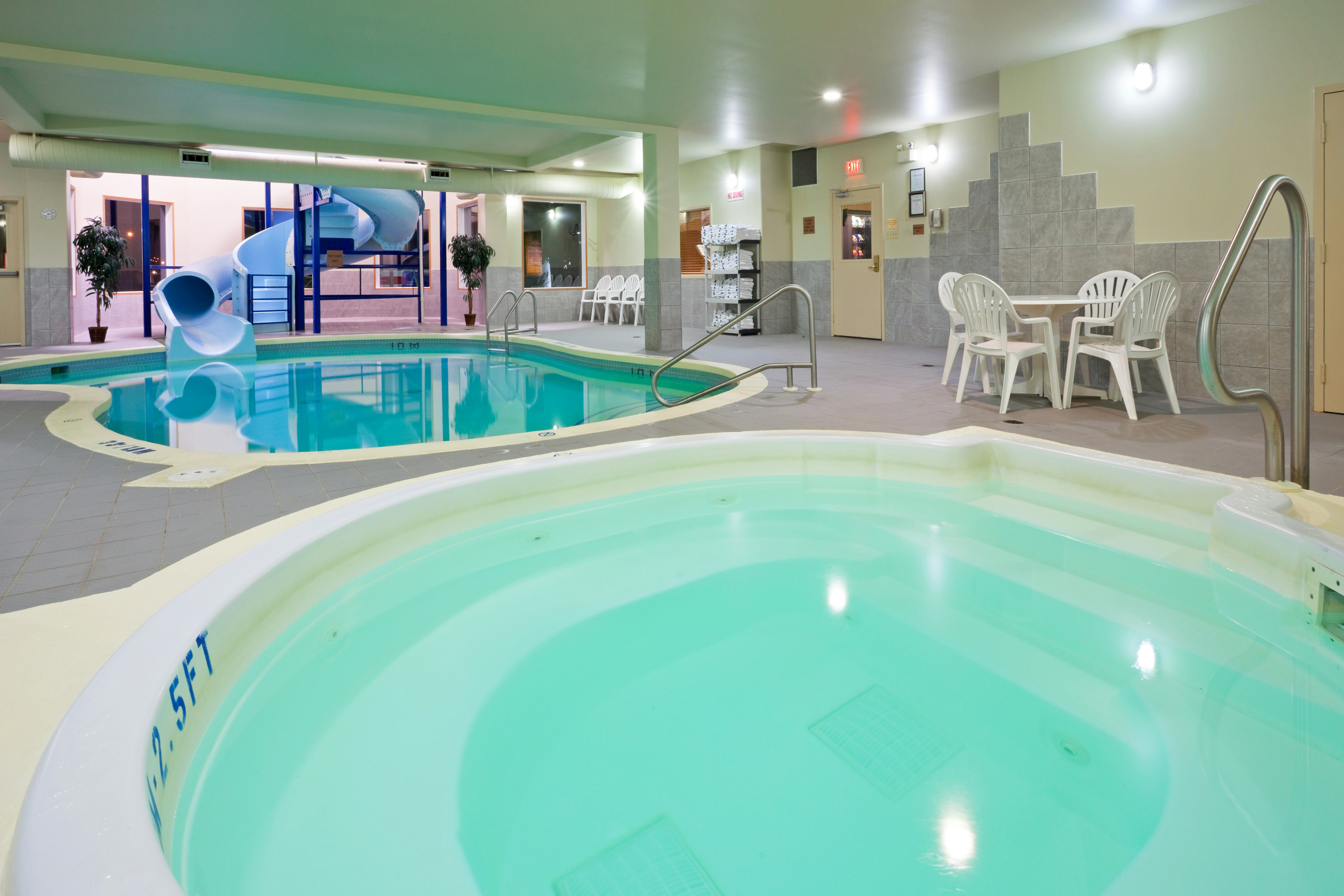 Holiday Inn Suites Regina 29/62