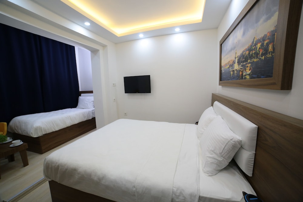Mitani Suites 20/50