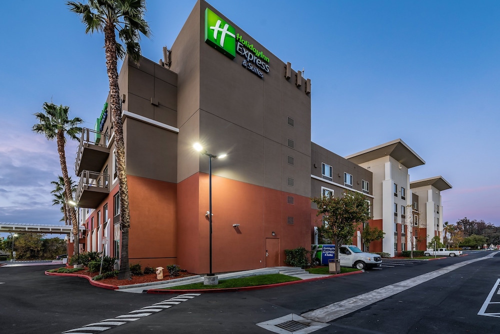 Holiday Inn Express Hotel And Suites Fremont Milpitas Central 59/69