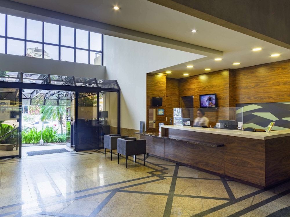 Mercure Curitiba Golden Hotel 9/79