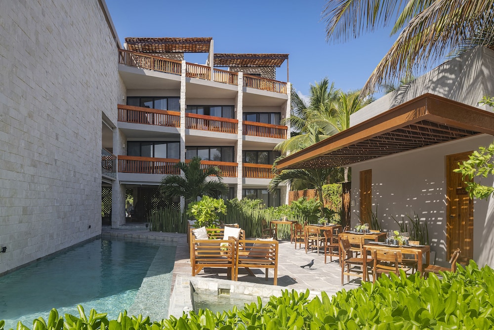 Alea Tulum 6/68