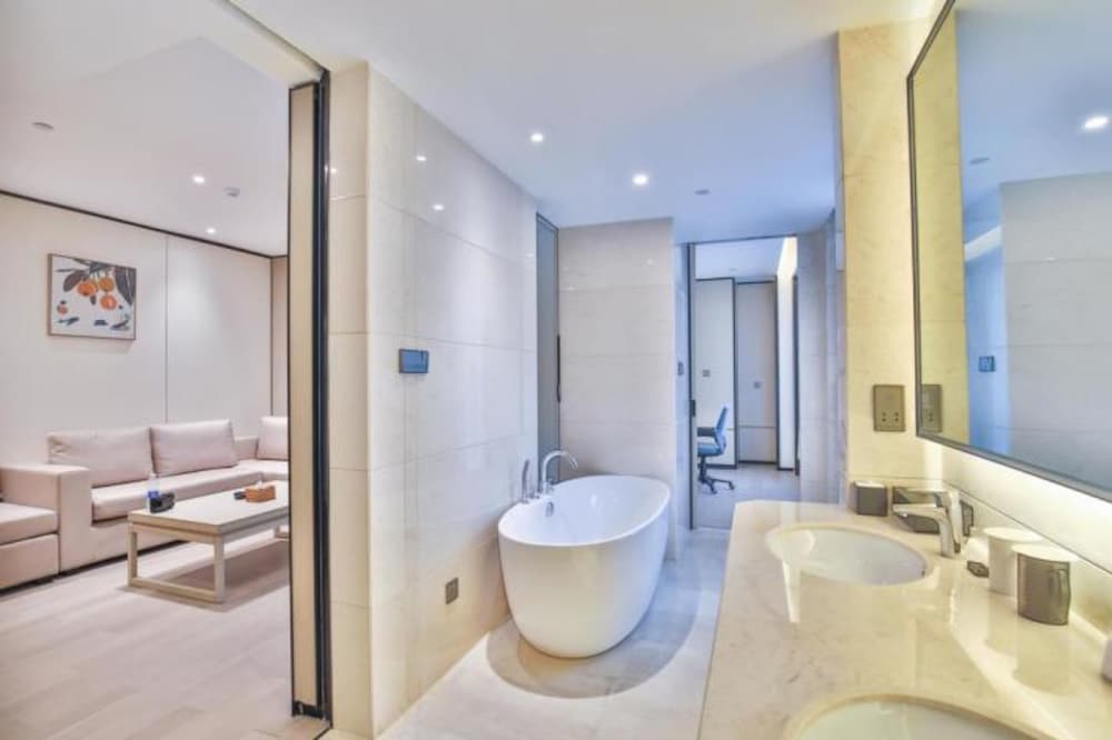 SSAW Boutique Hotel Meimei Wenzhou 44/48