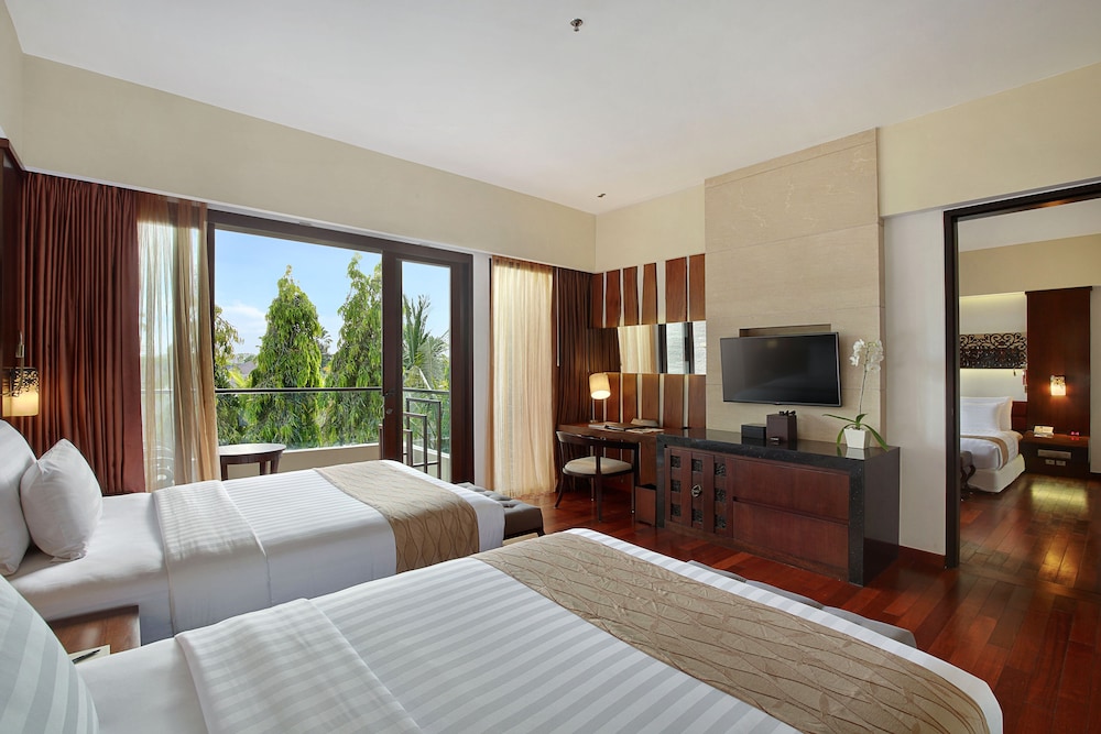GARDEN, TWIN BEDS, ANNEX