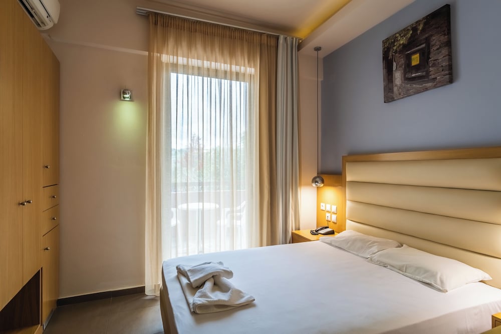Pantheon Hotel 7/49