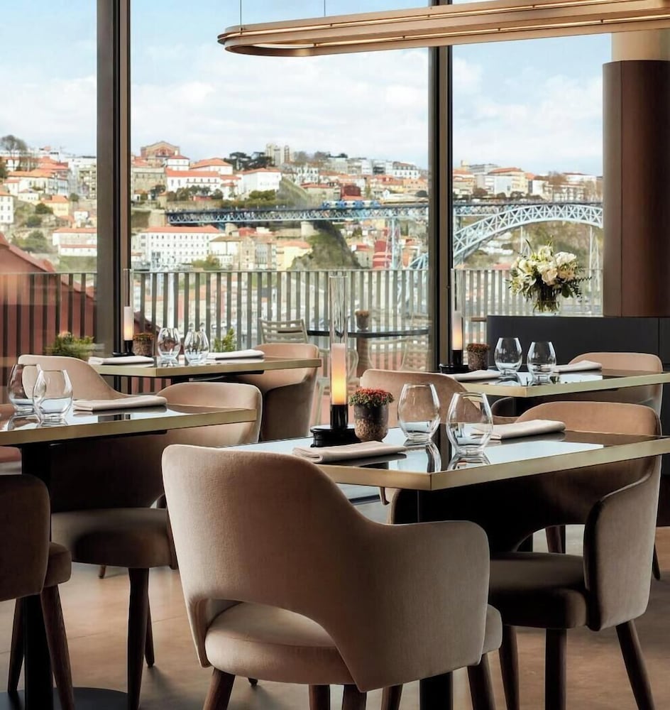 Hotel Tivoli Kopke Porto Gaia 35/49