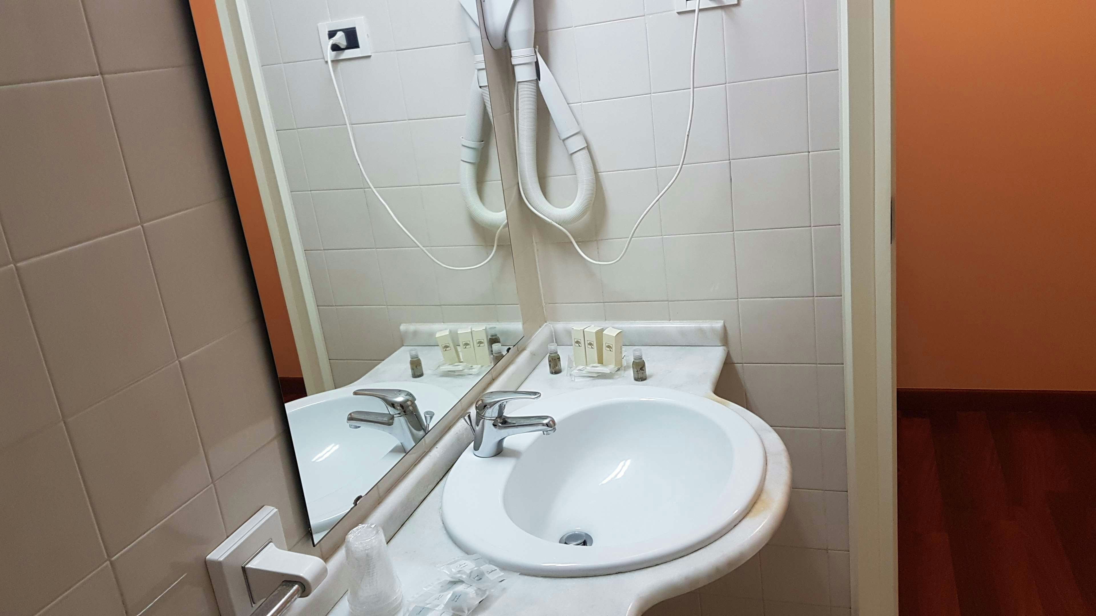GRAND HOTEL LAMEZIA 67/75