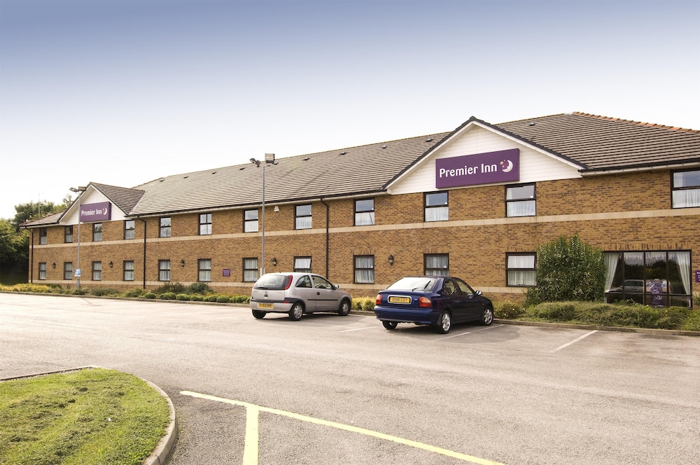 Premier Inn Sheffield/Barnsley (M1 Jct36) 40/51