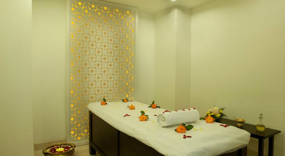 Lemon Tree Vembanad Lake Resort Muhamma 31/31