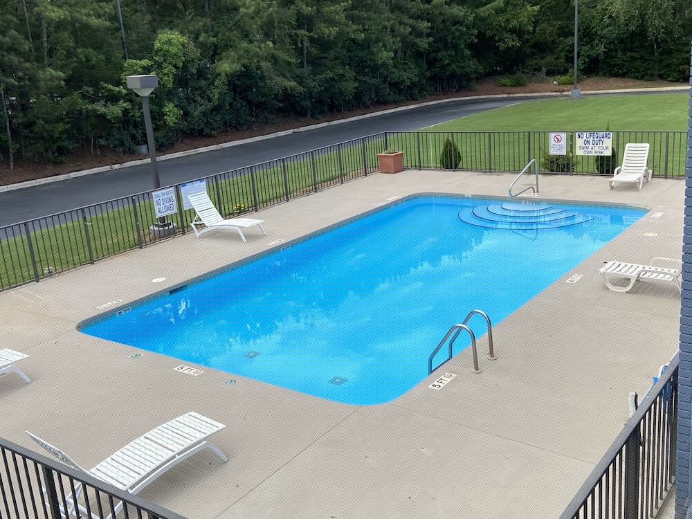 Quality Inn Clinton - Laurens I-26 1/30