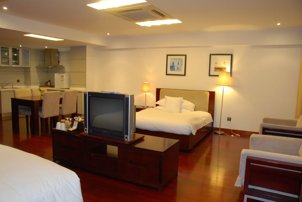 Gloria Plaza Hotel Kangqiao Shanghai 4/17