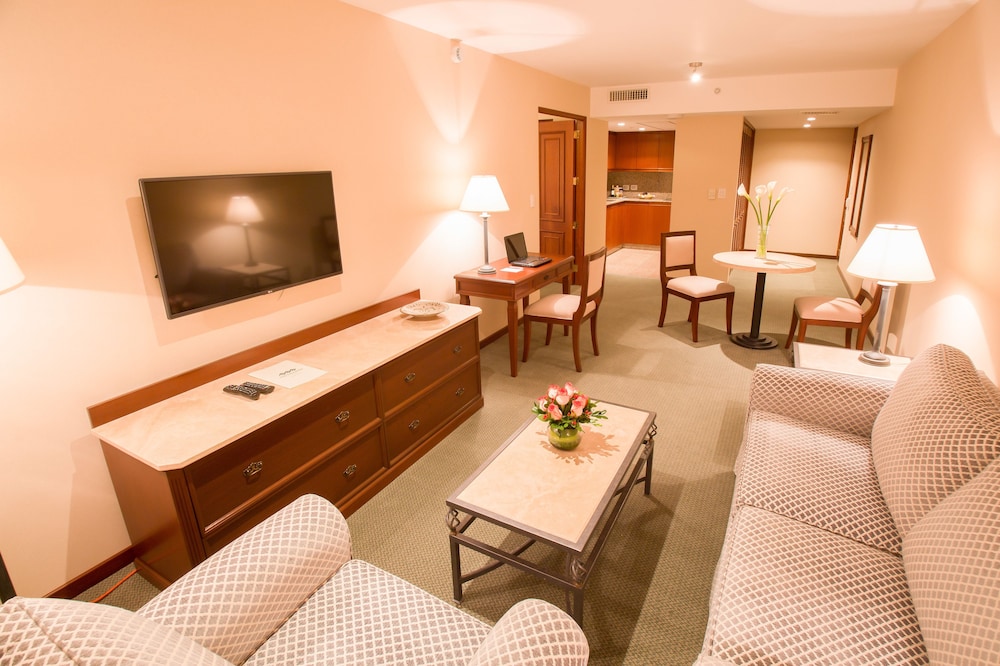 Los Tallanes Hotel Suites 48/70