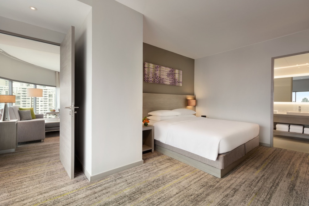 HYATT PLACE BANGKOK SUKHUMVIT 12/69