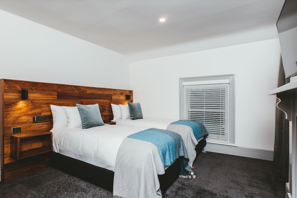 Maylands Lodge 21/36