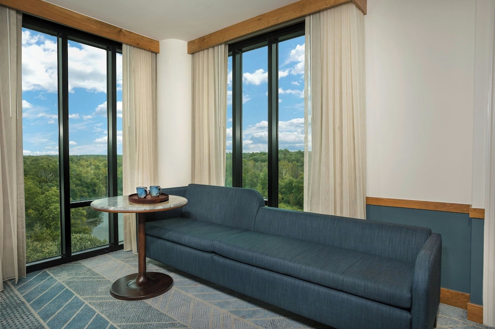 Merriweather Lakehouse 32/50