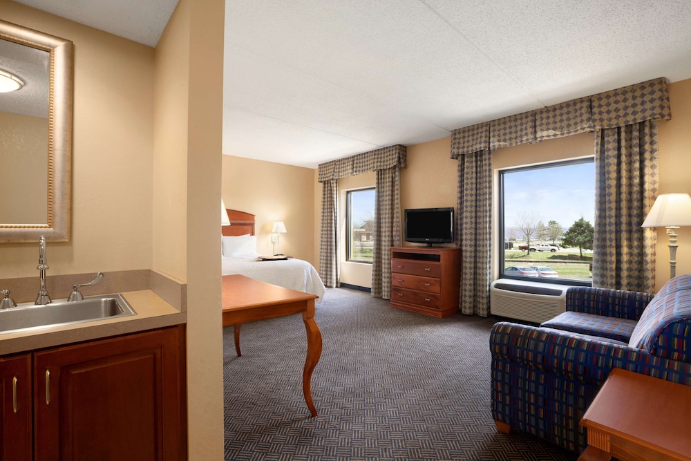 Hampton Inn Geneva 24/36