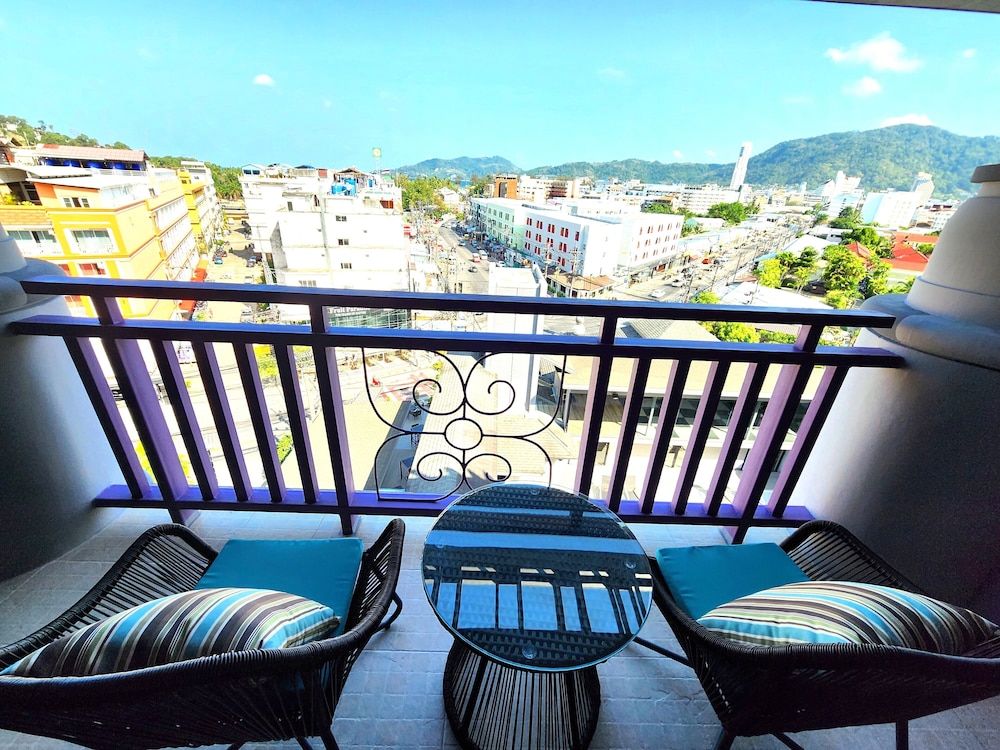 Amalthea Hotel 4/50