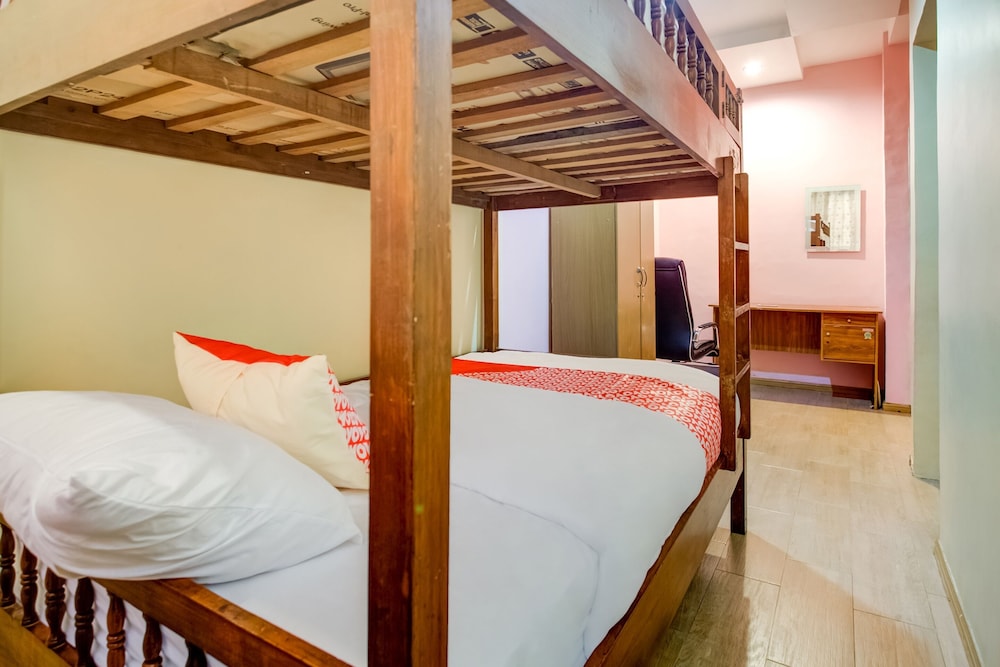 Hotel O Sofia Homestay Syariah 10/25