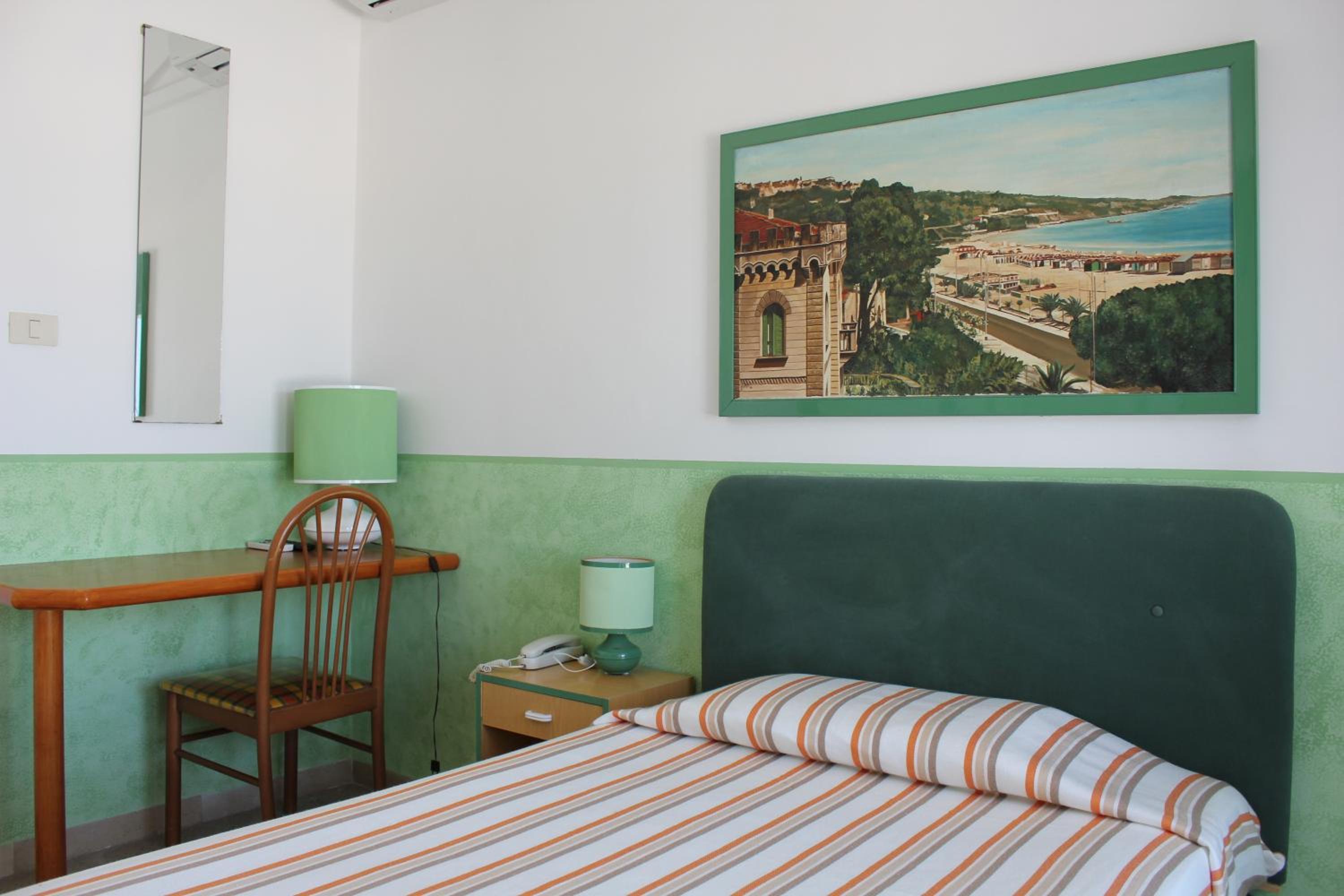 Hotel Venezia Vasto 35/50