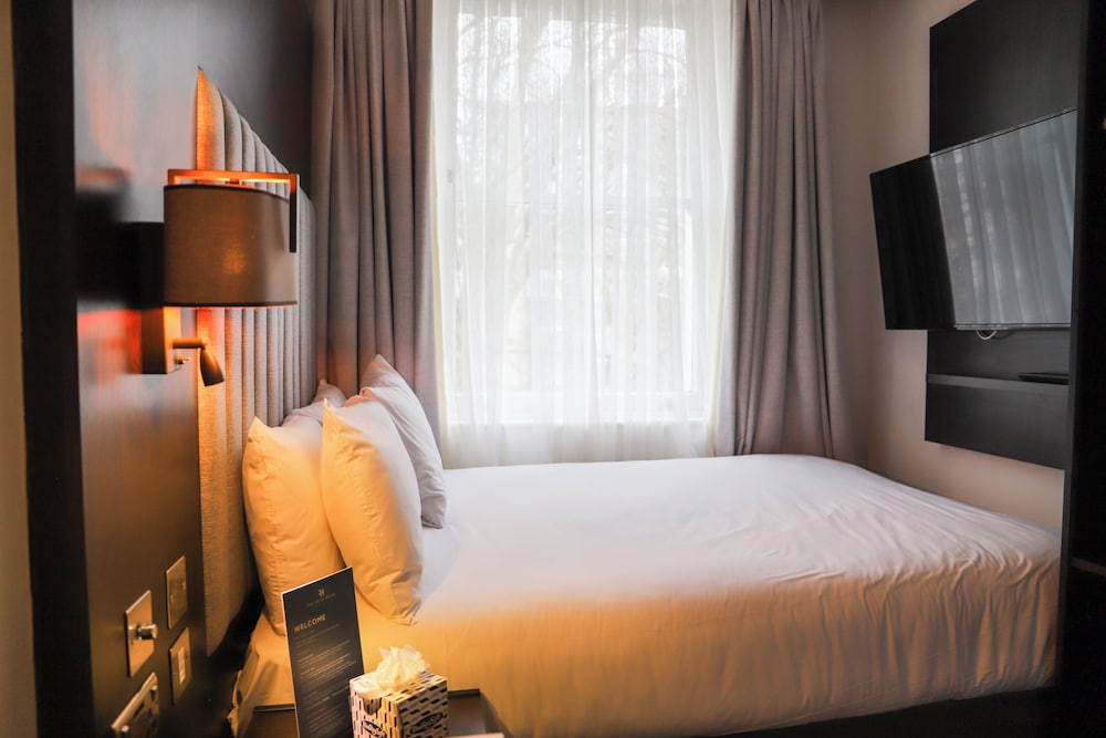 Rove Hotel 16/49