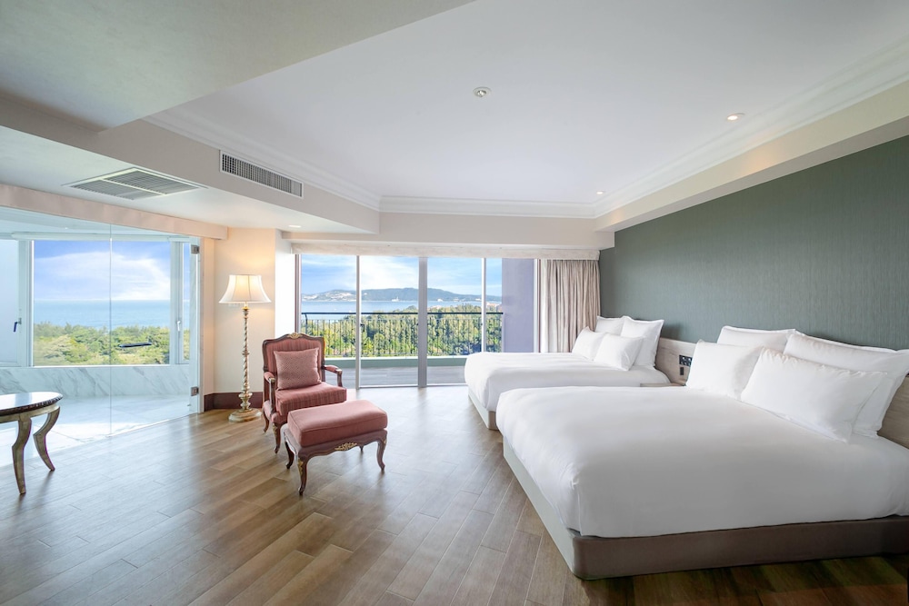 Oriental Hotel Okinawa Resort and Spa 23/63