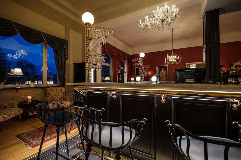 Badhotellet 35/50