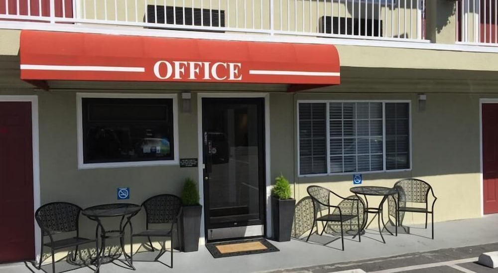 Regency Inn SFO Airport 16/21