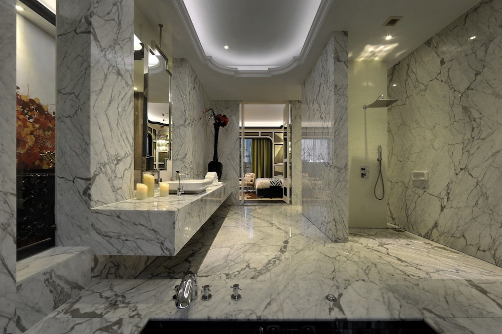 Yunping Hotel 34/35