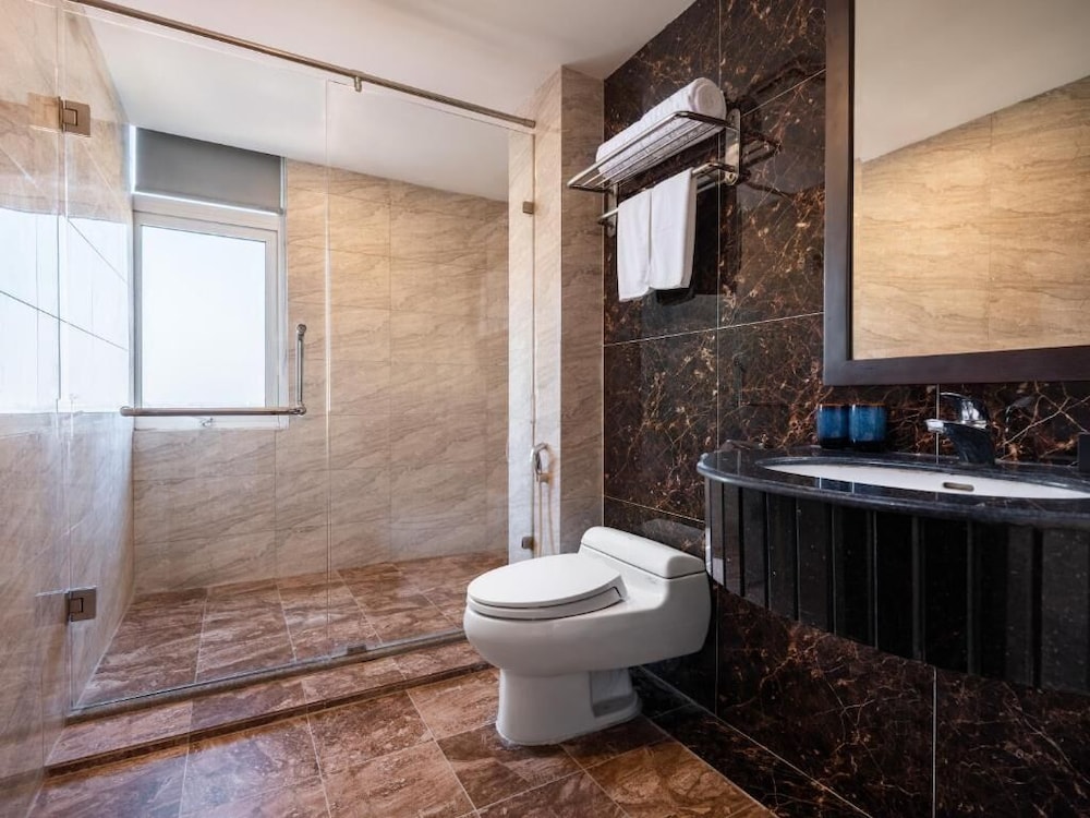 Minasi Premium Hotel 54/56