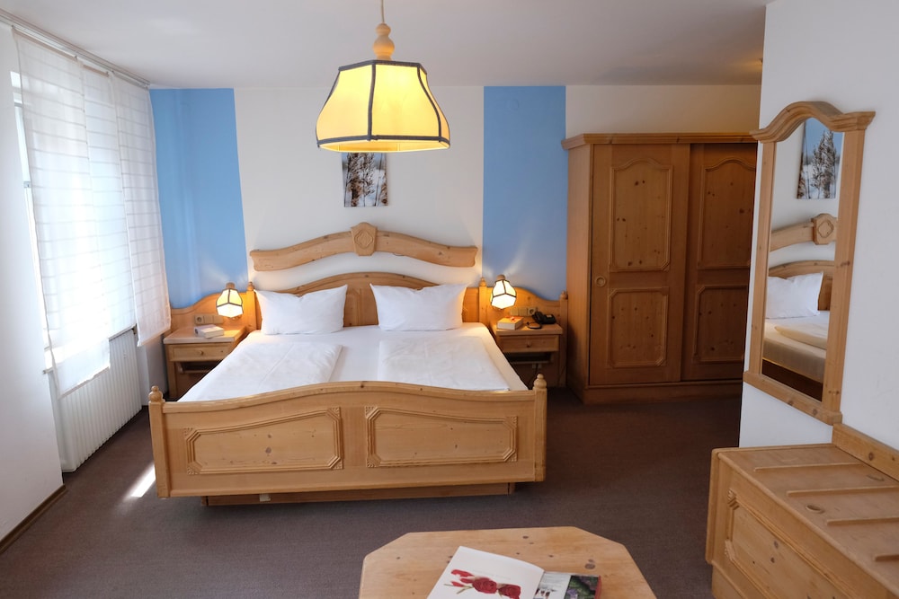 Romantica Hotel Blauer Hecht 16/57