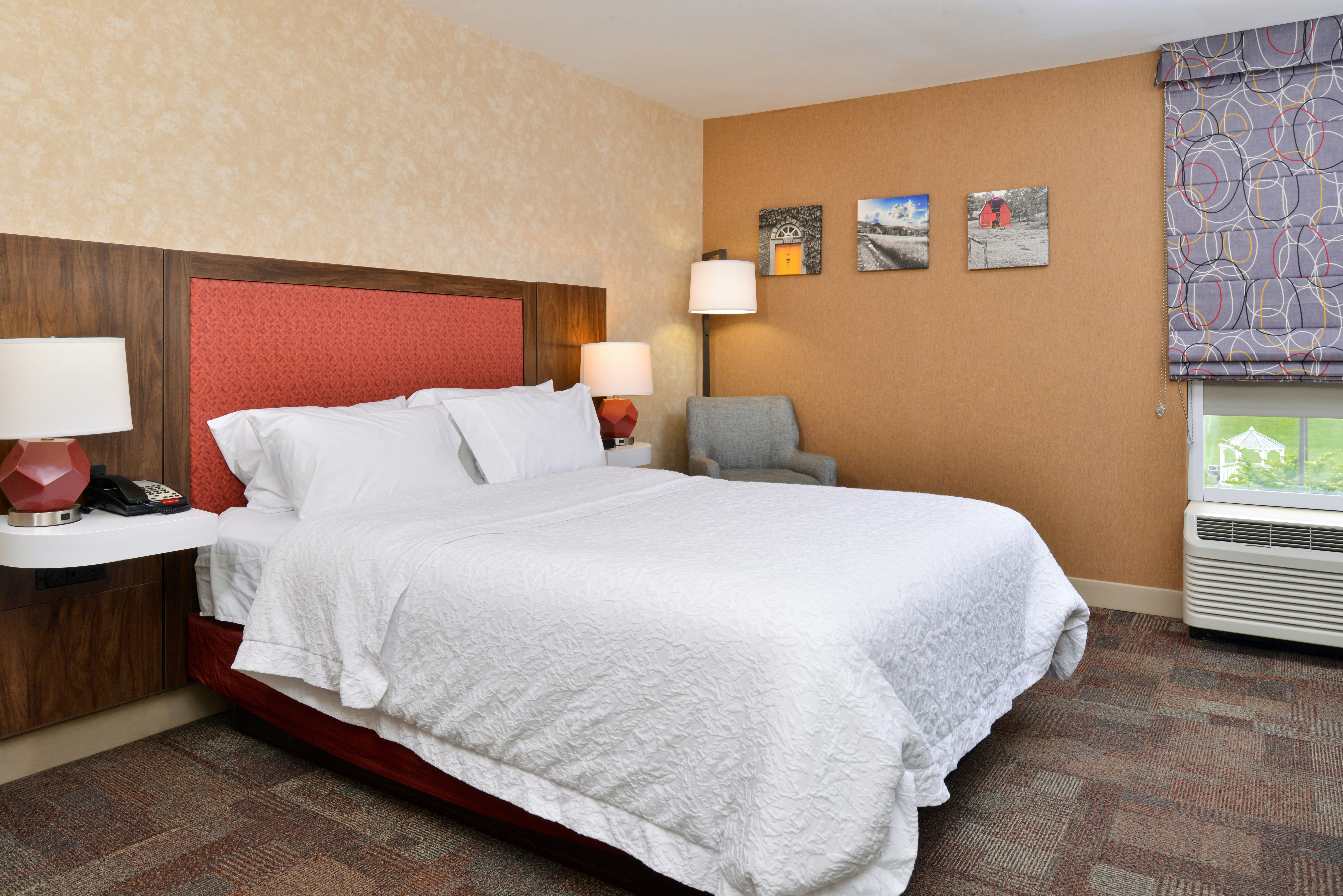 غرفة بسرير كينج، Hampton Inn Wytheville 2/7