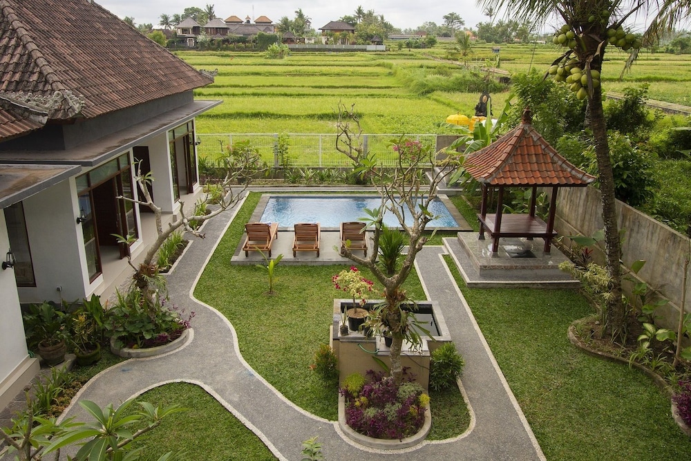 Pondok Ayu Shanti 10/16