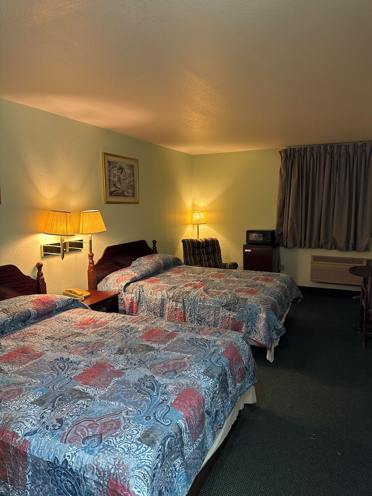 Highland Inn Peculiar 14/52