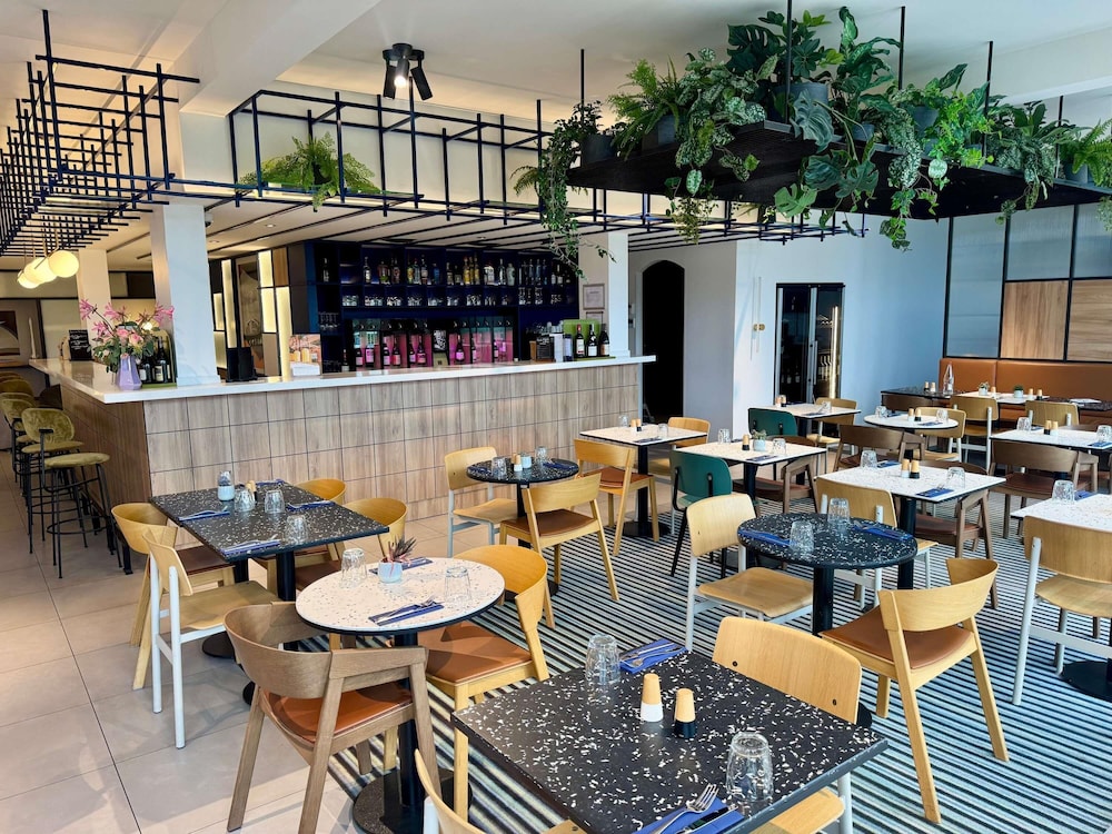 MERCURE ROUEN VAL DE REUIL 31/50