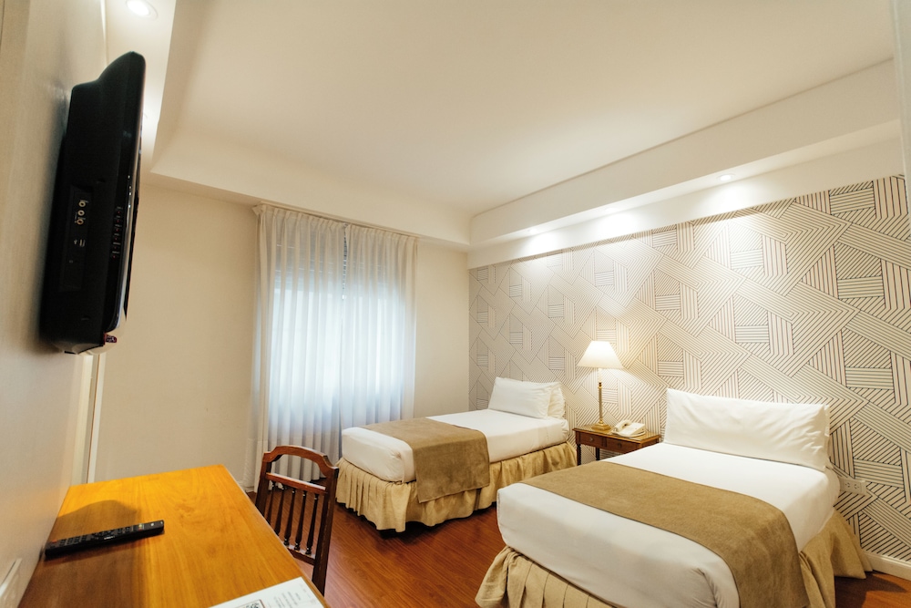 غرفة قياسية بسريرين منفصلين، DORA HOTEL BUENOS AIRES 5/8