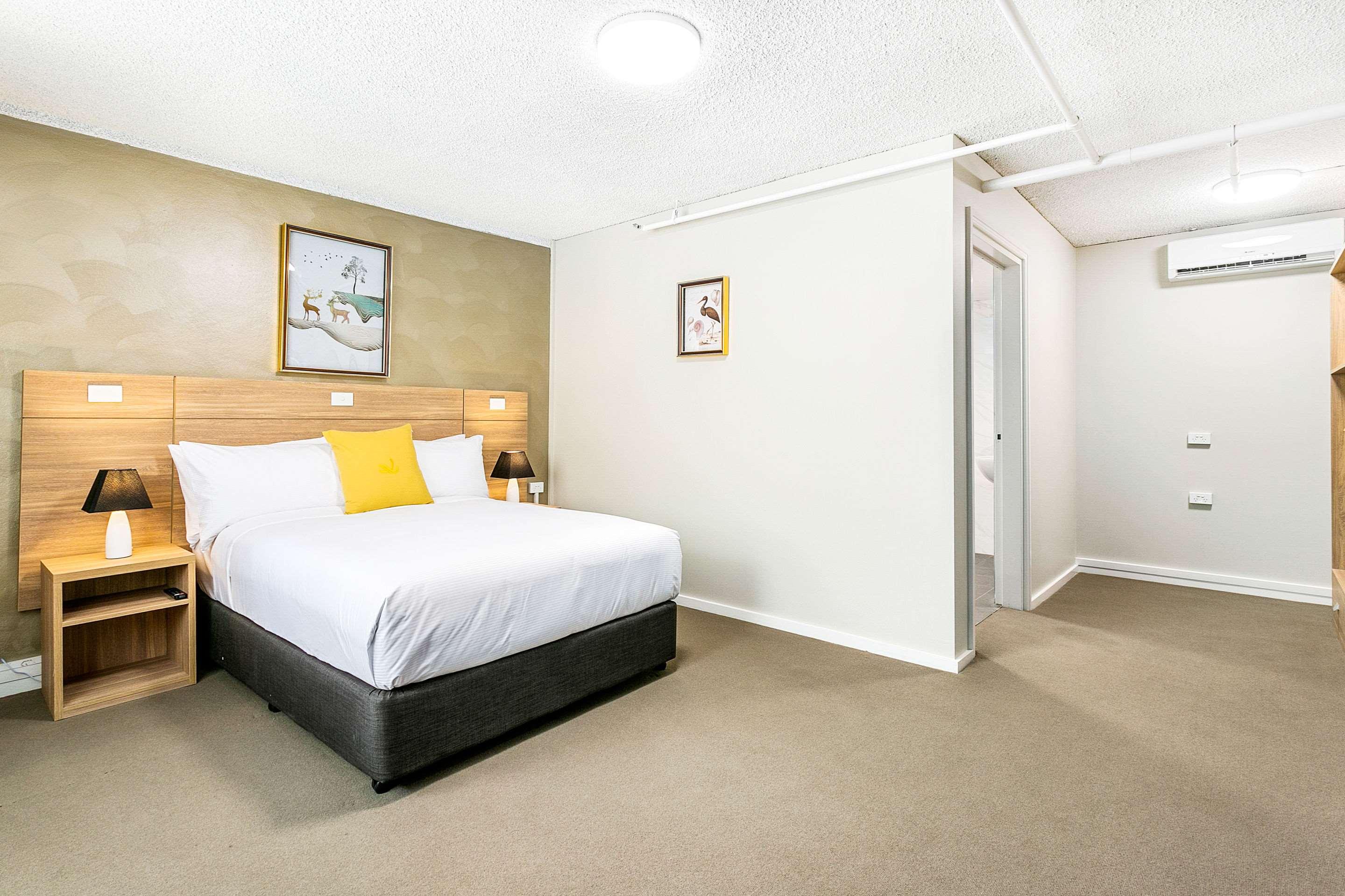 EFFICIENCY, DOUBLE BED, ACCESSIBLE
