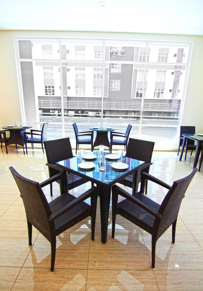 Putatan Platinum Hotel 25/31