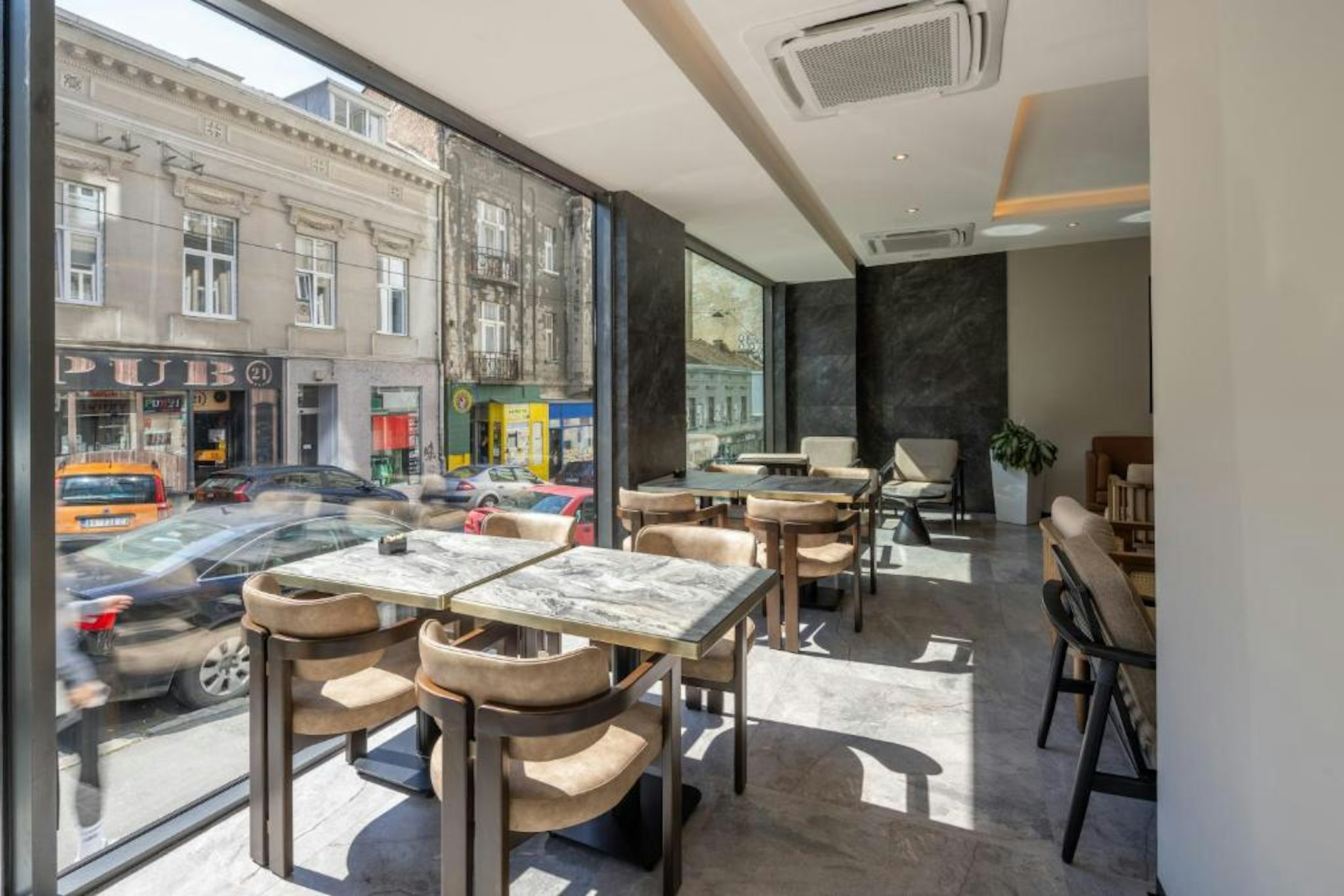 Nobel Design Hotel 28/35