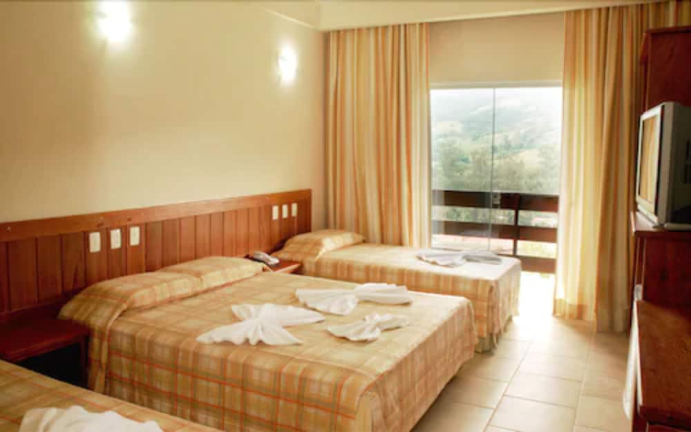 HOTEL FAZENDA VALE DA MANTIQUEIRA 29/72