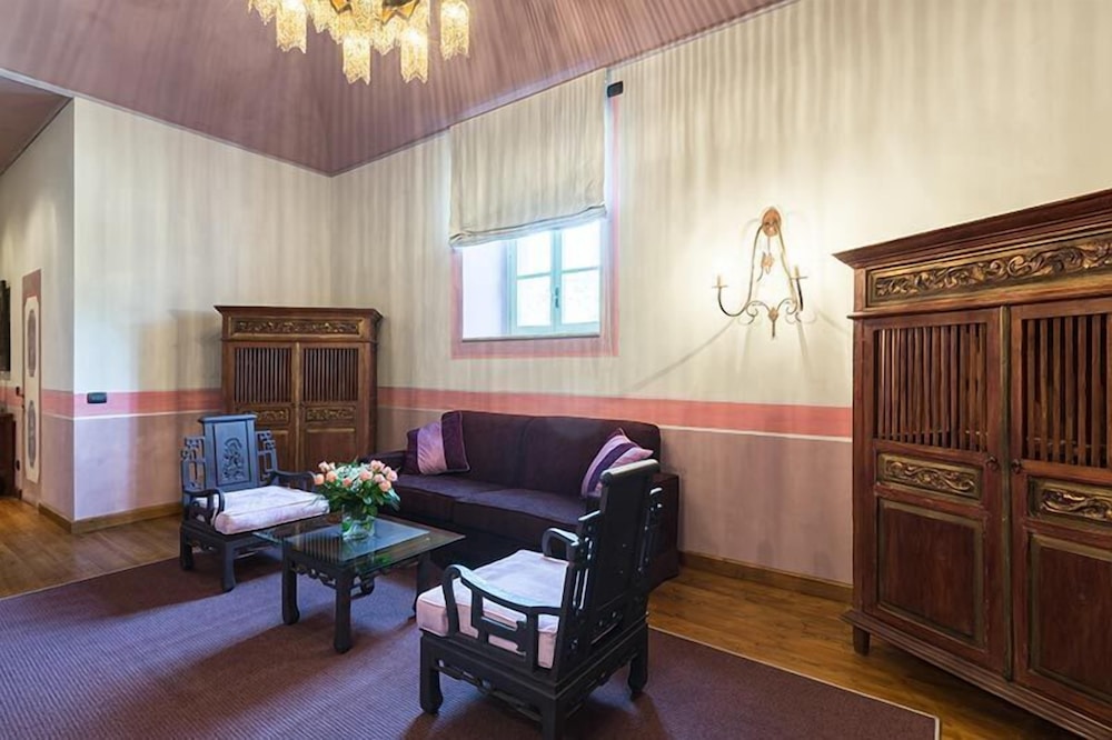Castello Di Pontebosio Luxury Resort 27/50