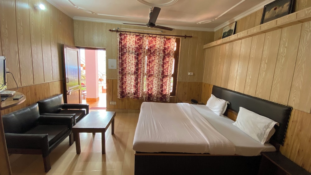 Hotel Ekant Lodge 15/50