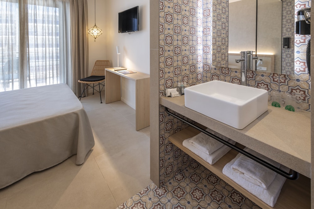 Hotel Alhambra 48/50